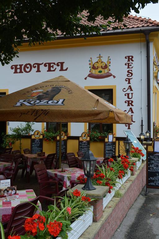 Hotel Koruna Karlštejn Zewnętrze zdjęcie