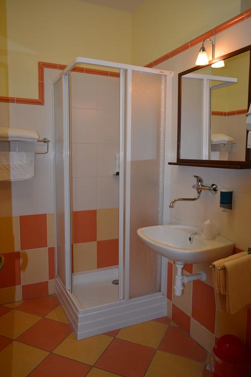 Hotel Koruna Karlštejn Pokój zdjęcie
